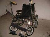 Продам инвалидное кресло и шаговые ходунки.... Объявления Bazarok.ua