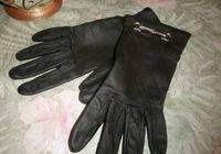 Женские перчатки из натуральной кожи,цвет матово-черный,б/у.... оголошення Bazarok.ua