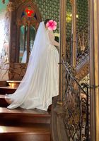 Атласное Свадебное платье со шлейфом... Объявления Bazarok.ua