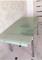 Продам стекляний новий стіл... Оголошення Bazarok.ua