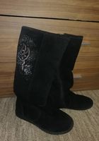 Жіночі зимові черевики сапожки з натуральної замші та овчини... Объявления Bazarok.ua