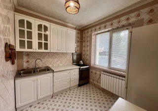 Квартира 3-кімн. оренда Киев, Голосеевский &ndash; 71 м&sup2;... Оголошення Bazarok.ua