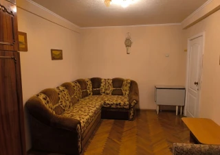 Квартира 3-кімн. оренда Киев, Святошинский &ndash; 45 м&sup2;... Оголошення Bazarok.ua