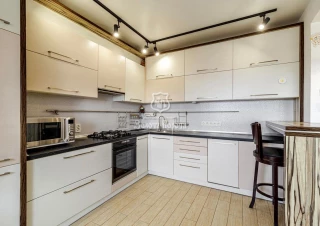 Квартира 4-кімн. продаж Софиевская Борщаговка &ndash; 56 м&sup2;... Объявления Bazarok.ua
